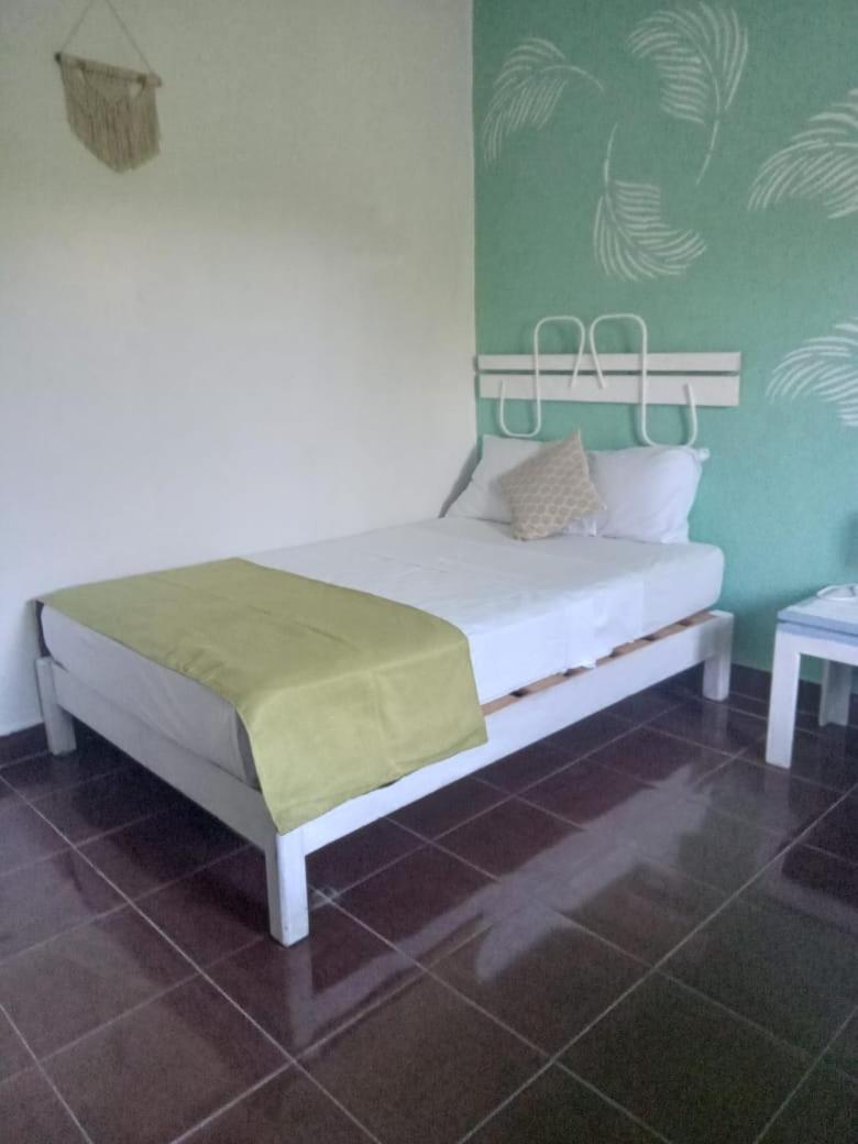 Departamentos Cerca De Ferry Holbox Hotel Exterior foto